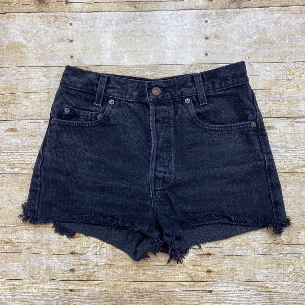 Levi’s 501 cut off denim shorts button fly